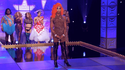 Monique Heart Falls.gif