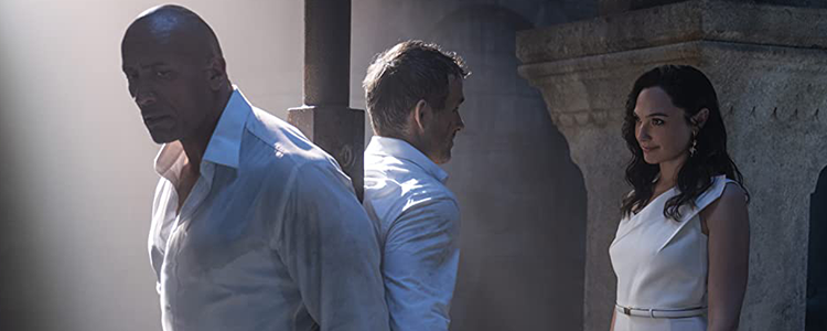 Red Notice (2021) Dwayne Johnson, Ryan Reynolds, Gal Gadot
